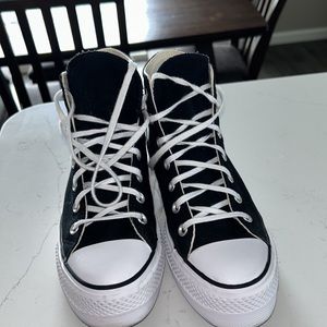 black/ white high top converse all star